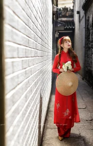 The Pure Elegance of the White Ao Dai: A Tribute to Vietnamese Student Tradition - image 72