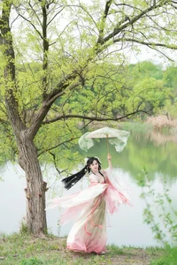 Ethereal Hanfu Beauty Amidst White Blooms - YiTuYu Vol.8889 Jiao Yi Zhi Sui Sui - image 25