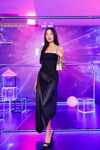 Thao Nhi Le: Captivating Beauty & Luxurious Resort Style. See Miss Universe Vietnam 2022 Runner-up in Stunning Seaside Scenery! - image 8